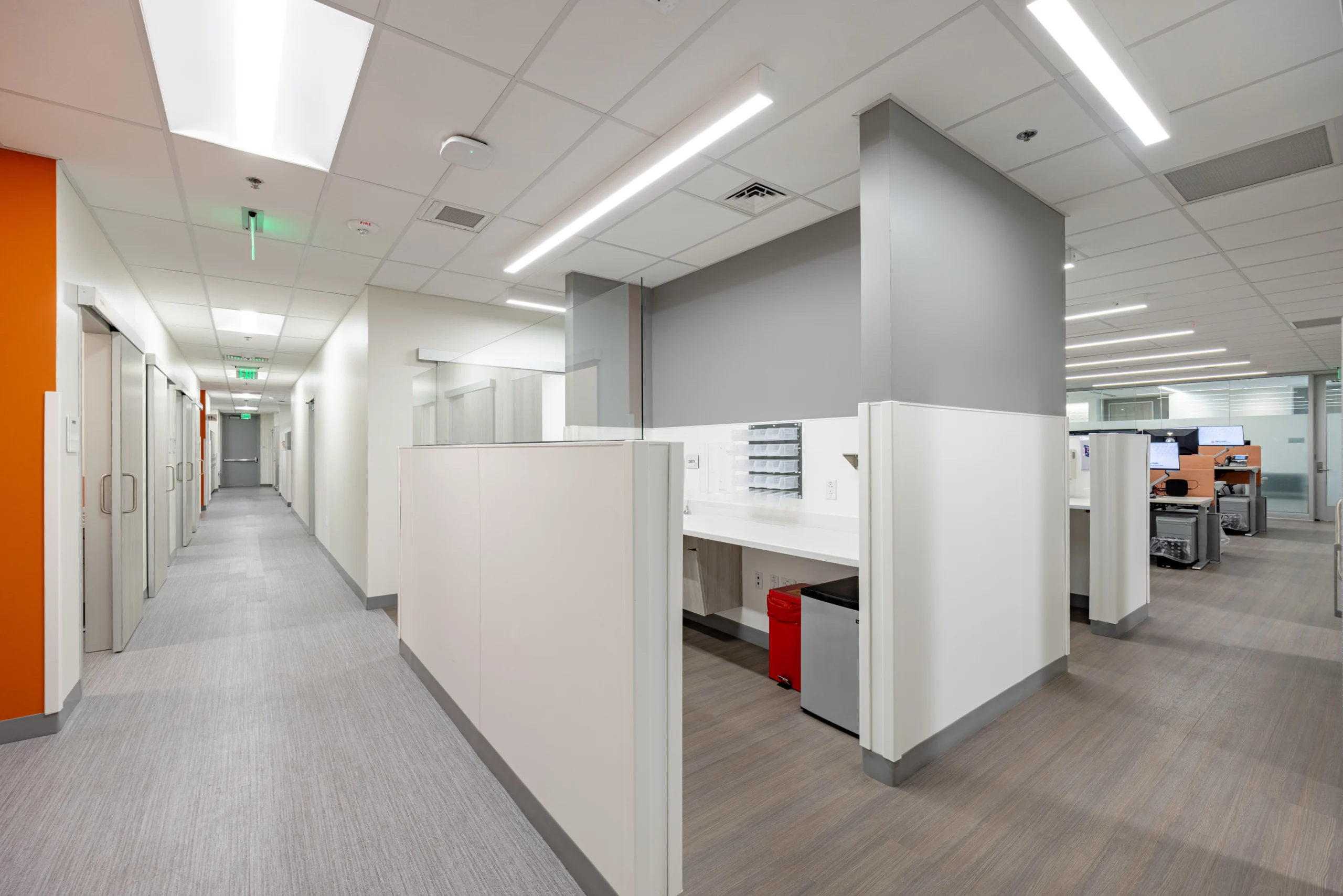 Venn Construction Dignity Health Yavapai Regional Medical Group Clinic at Lee Boulevard